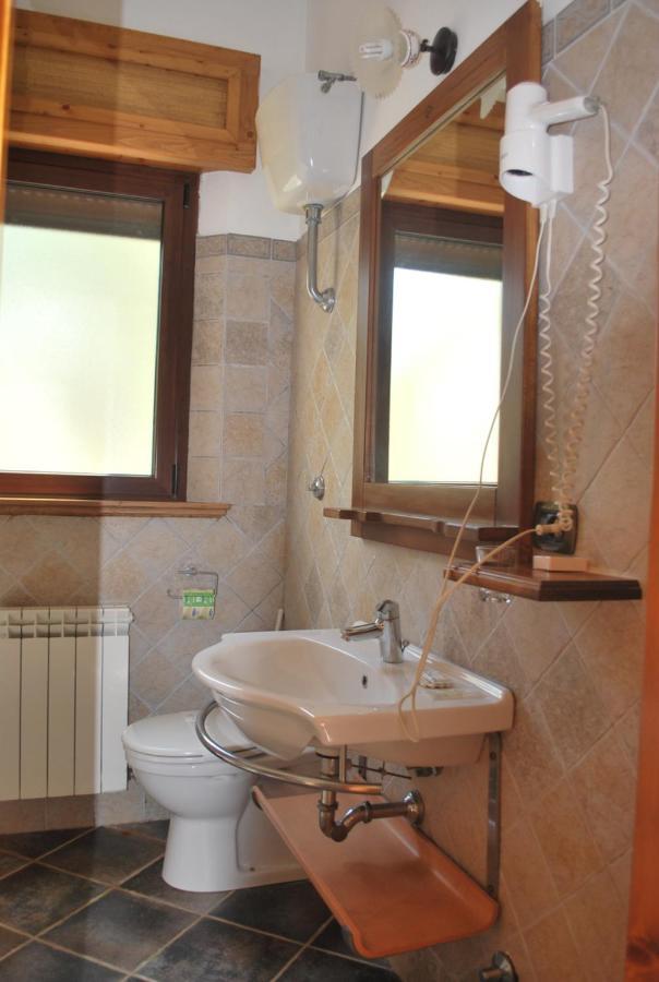 Willa Agriturismo Roseto Serra San Bruno Zewnętrze zdjęcie